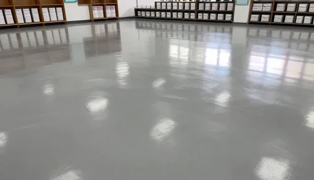 环氧地坪选型中的关键因素与实际应用考量